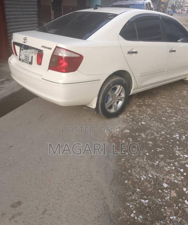 Toyota Premio 2005 White