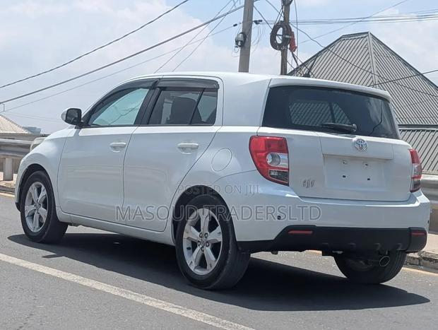 Toyota IST 2008 White