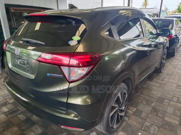 Honda Vezel 2015 Green
