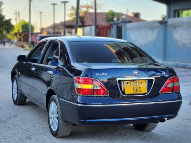 Toyota Brevis 2005 Blue