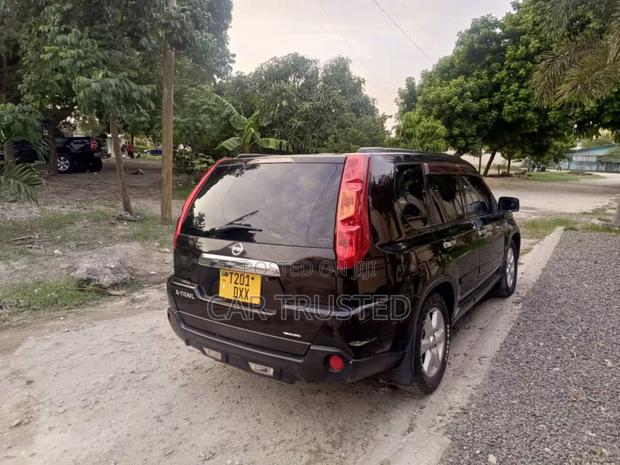 Nissan X-Trail 2.0 Petrol XE 2009 Black