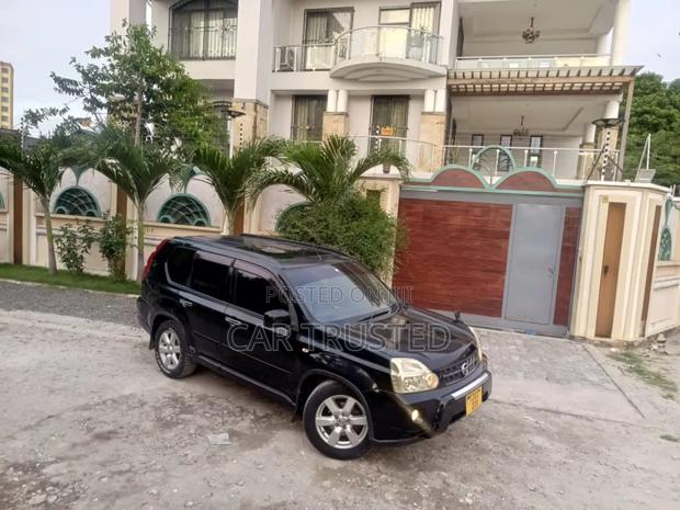 Nissan X-Trail 2.0 Petrol XE 2009 Black