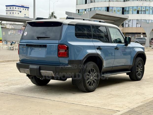 New Toyota Land Cruiser LC250 2025 Blue