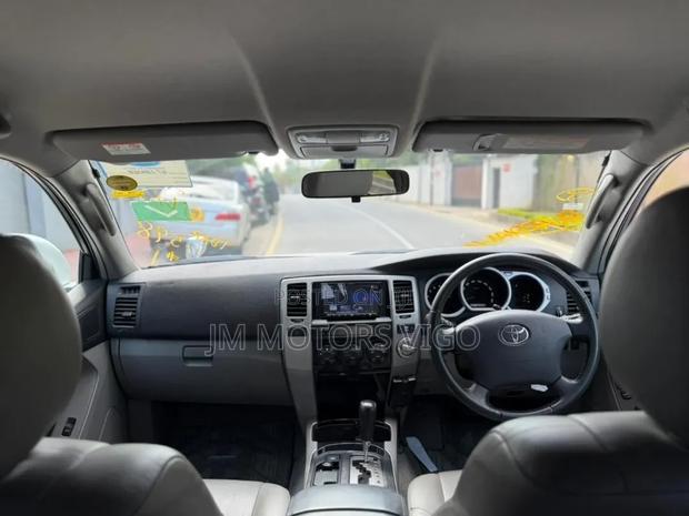 Toyota Hilux Surf 2006 Silver