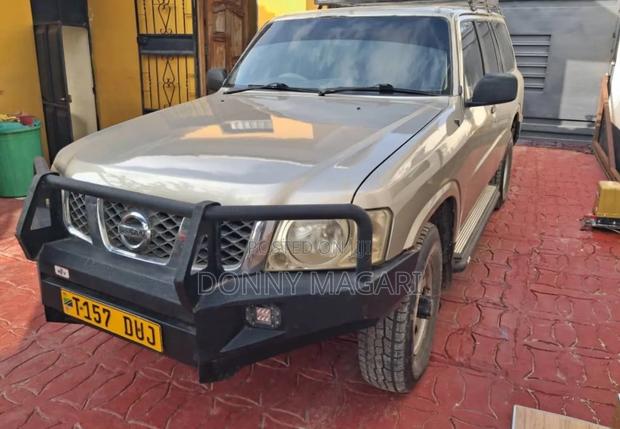 Nissan Patrol 3.0 TD GL 2007 Gold