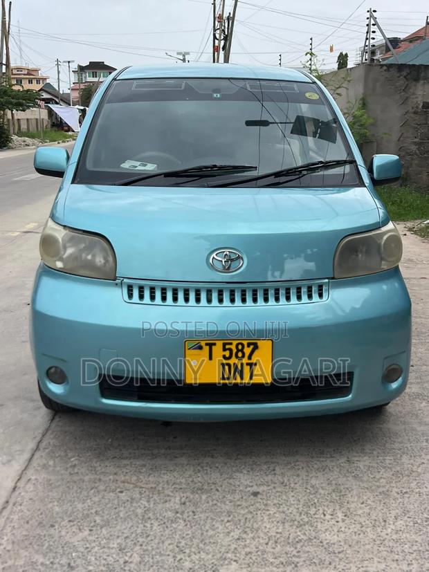Toyota Porte 1.3 FWD 2005 Blue