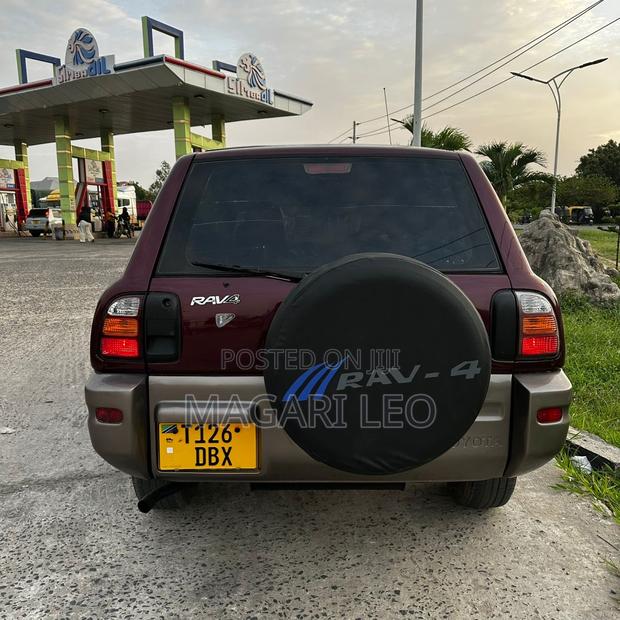 Toyota RAV4 1999 Maroon