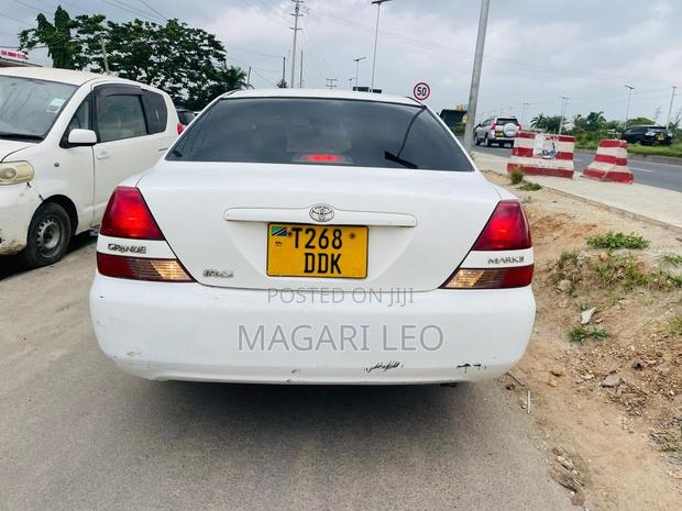 Toyota Mark II 2003 White