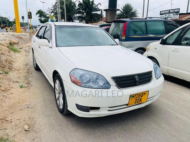 Toyota Mark II 2003 White