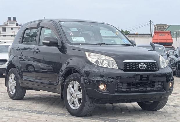 Toyota Rush 1.5 RWD 2010 Black