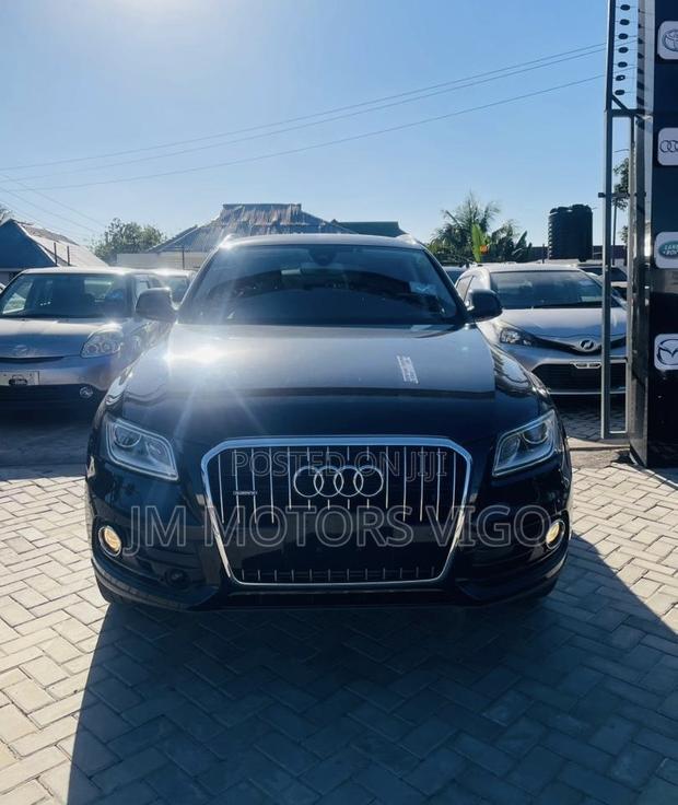 Audi Q5 2015 Black