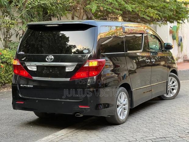Toyota Alphard 2008 Black