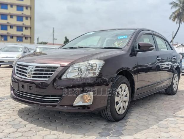 Toyota Premio 1.8 AWD 2013 Maroon