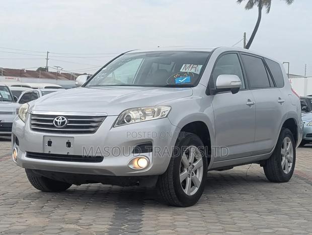 Toyota Vanguard 2007 Silver