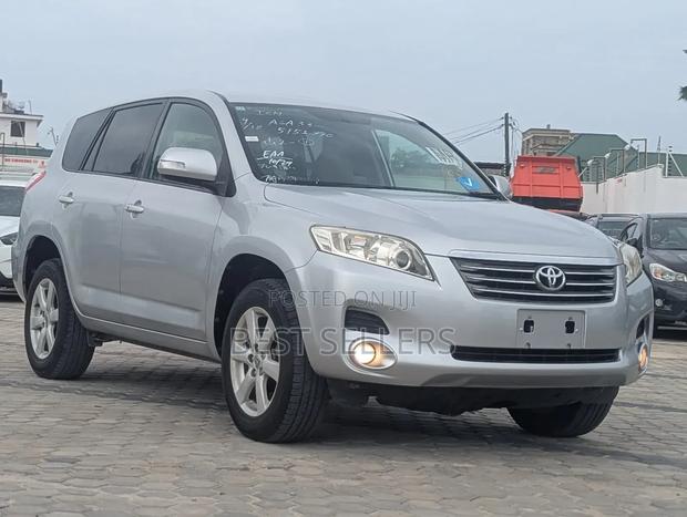 Toyota Vanguard 2007 Silver