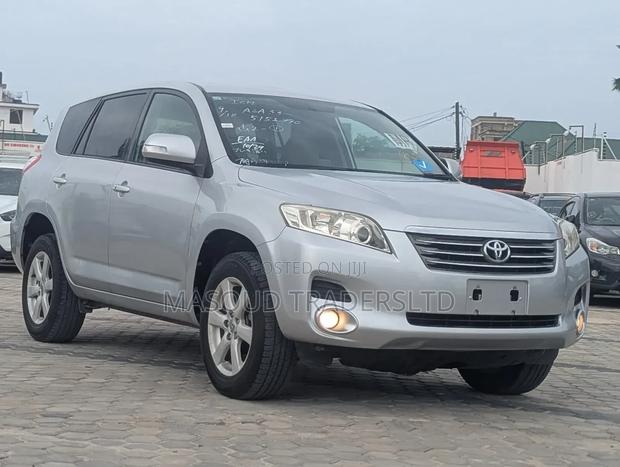 Toyota Vanguard 2007 Silver