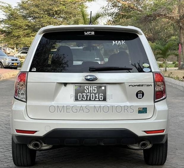 Subaru Forester 2009 Pearl