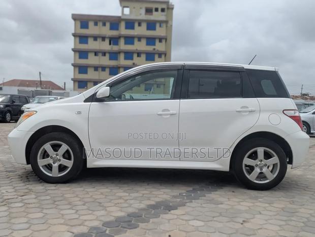 Toyota IST 2005 White