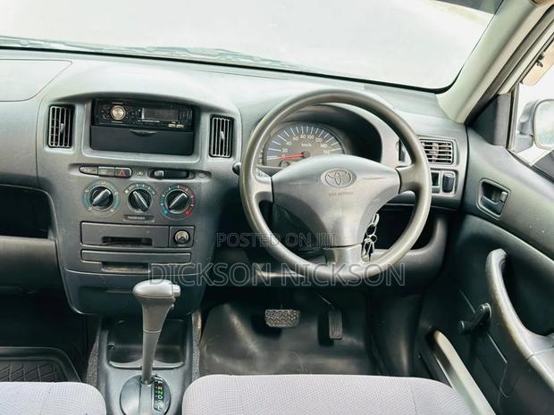 Toyota Probox 2003 White