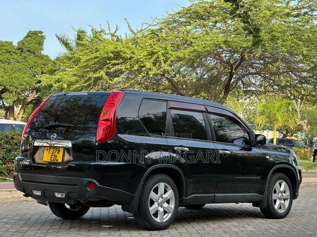 Nissan X-Trail 2.0 Petrol XE 2009 Black