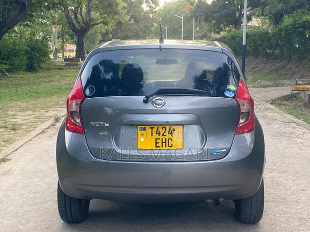 Nissan Note 2013 Gray