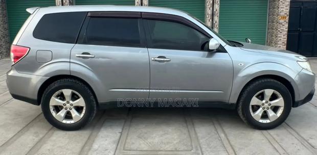 Subaru Forester 2.0D X 2010 Silver