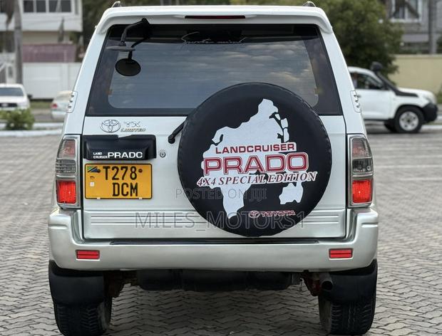 Toyota Land Cruiser Prado 2003 Silver