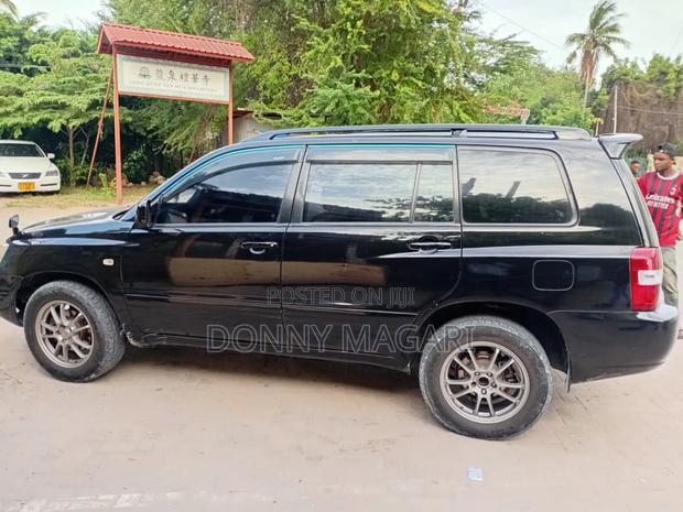 Toyota Kluger 2006 Black