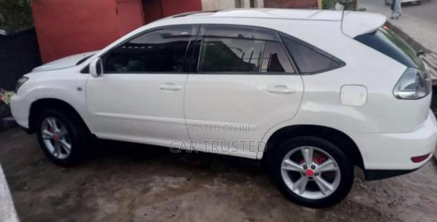 Toyota Harrier 2.4 2005 White