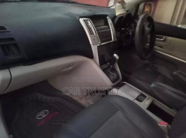 Toyota Harrier 2.4 2005 White