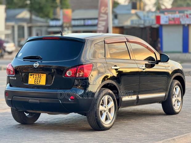 Nissan Dualis 2010 Black