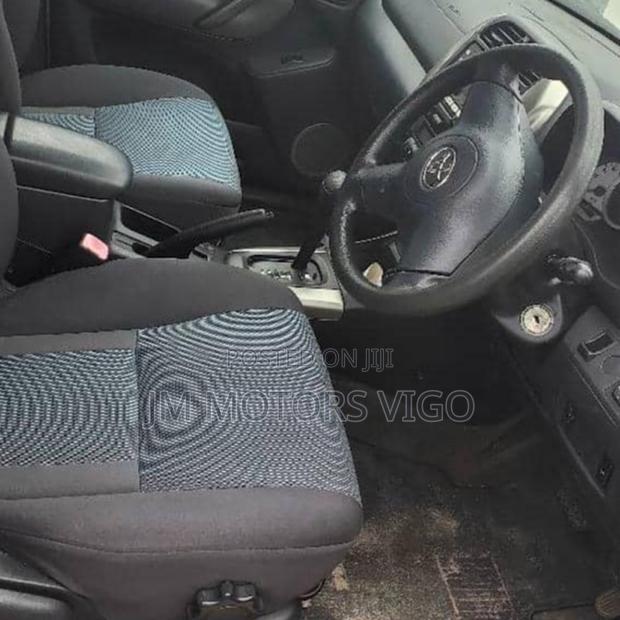 Toyota RAV4 2005 Silver