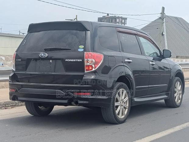 Subaru Forester 2.5X Limited 2011 Black
