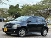 Toyota IST 2005 Black for sale