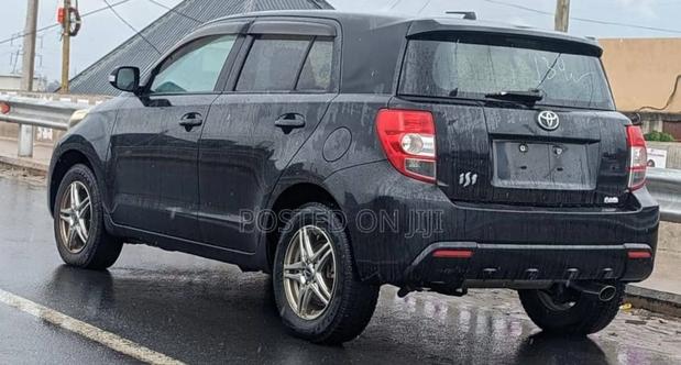 Toyota IST 2009 Black