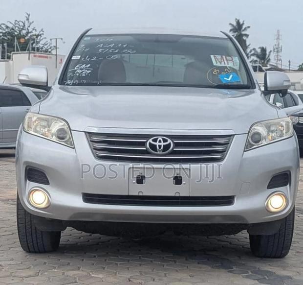 Toyota Vanguard 2007 Silver