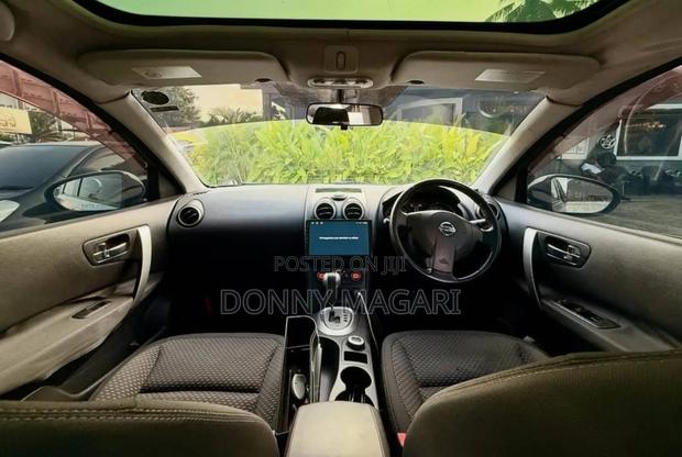 Nissan Dualis 2012 Silver