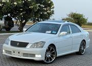 Toyota Crown Royale 2005 White for sale
