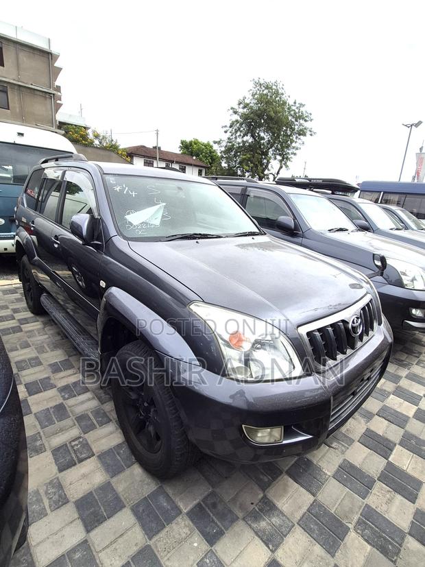 Toyota Land Cruiser Prado 3.0 D-4D 5dr 2004 Gray