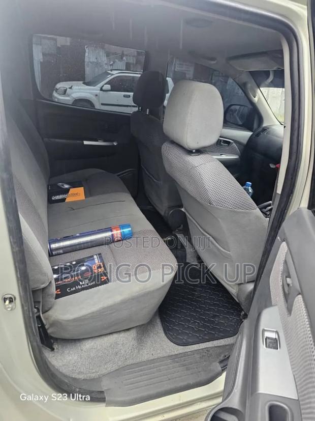 Toyota Hilux 2008 Silver