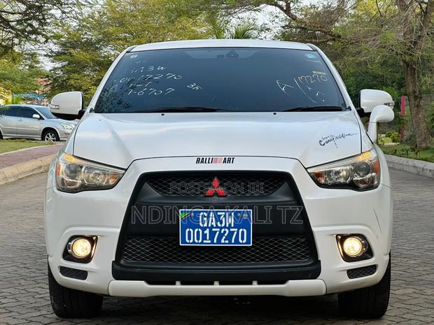 Mitsubishi RVR 2.0 2011 White