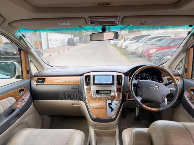 Toyota Alphard 2006 White