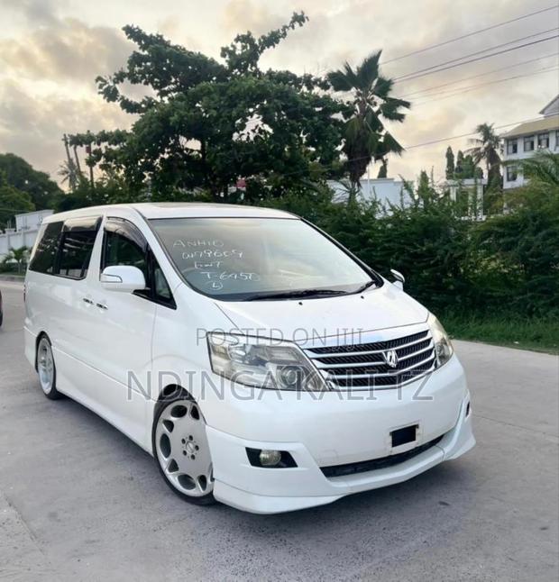 Toyota Alphard 2006 White
