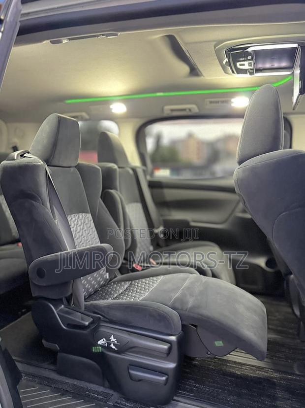 Toyota Vellfire 2016 White