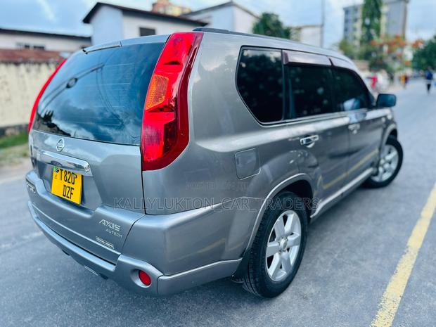 Nissan X-Trail 2009 Gray