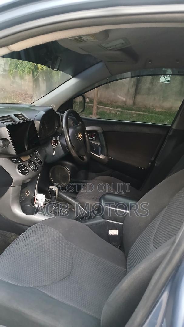Toyota RAV4 2008 Blue