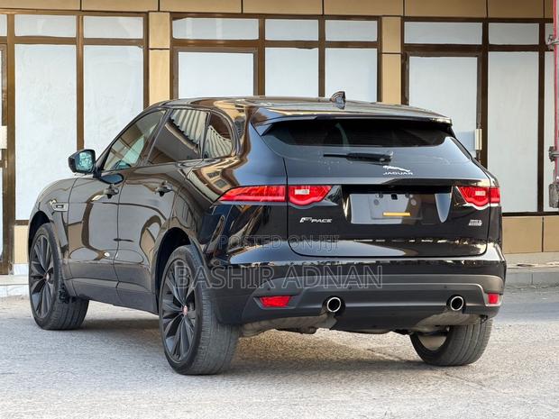 Jaguar F-Pace 35t 2017 Black