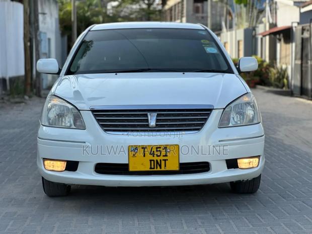 Toyota Premio 2004 White