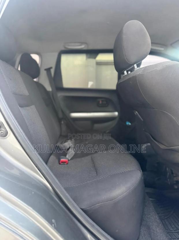 Toyota IST 2005 Gray