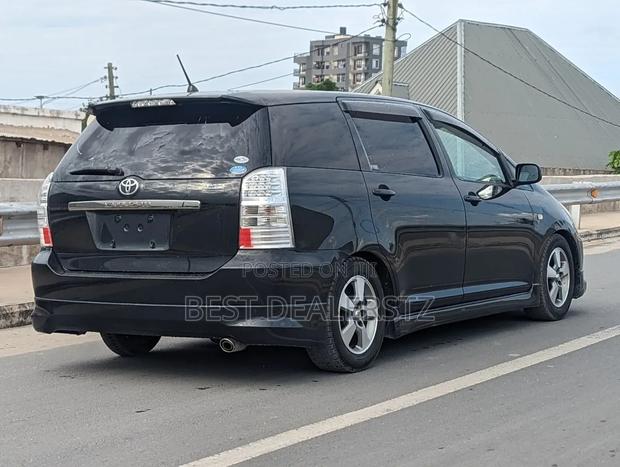 Toyota Wish 2005 Black